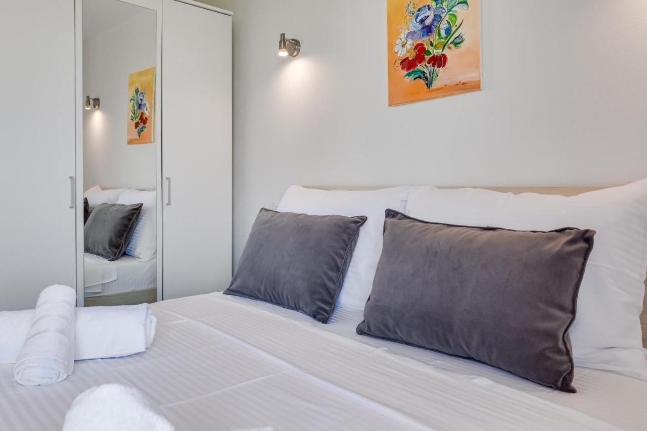 Apartman David S Bazenom Podusje エクステリア 写真