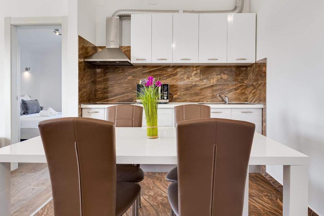 Apartman David S Bazenom Podusje エクステリア 写真