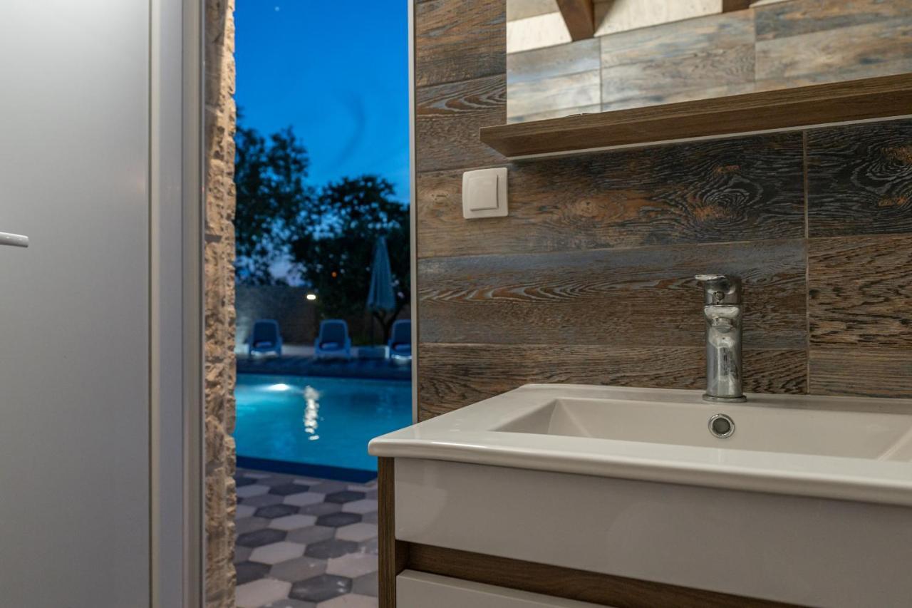 Apartman David S Bazenom Podusje エクステリア 写真