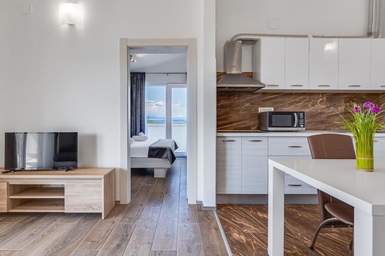 Apartman David S Bazenom Podusje エクステリア 写真